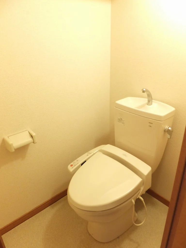 温水洗浄便座設置済み