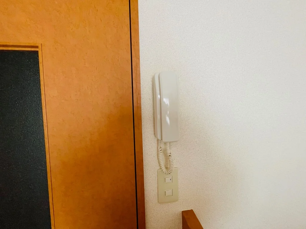 インターフォン