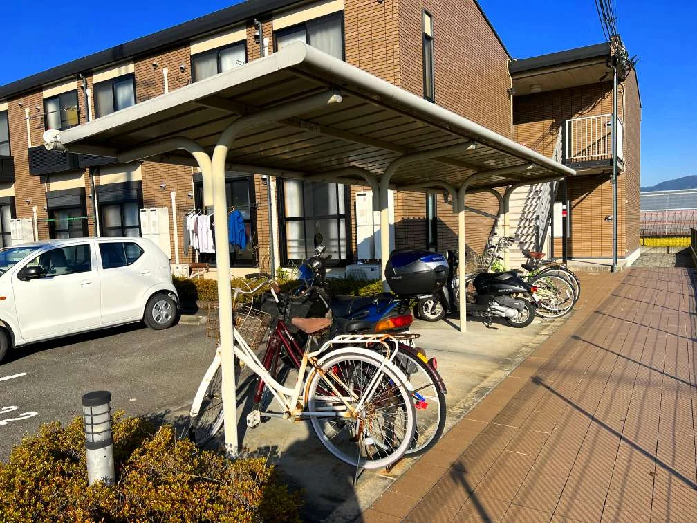 屋根付き駐輪場
