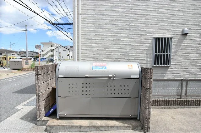 ゴミ置き場