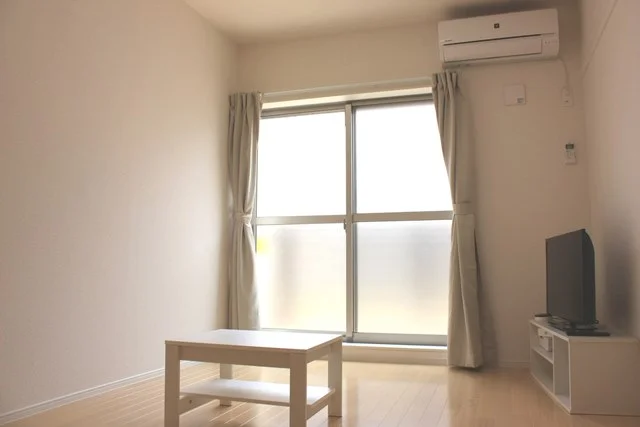 1Fはフローリング、2Fはカーペット