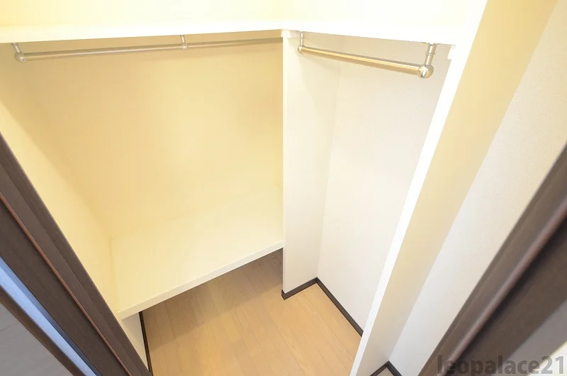 実際のお部屋と異なる場合がございます。
