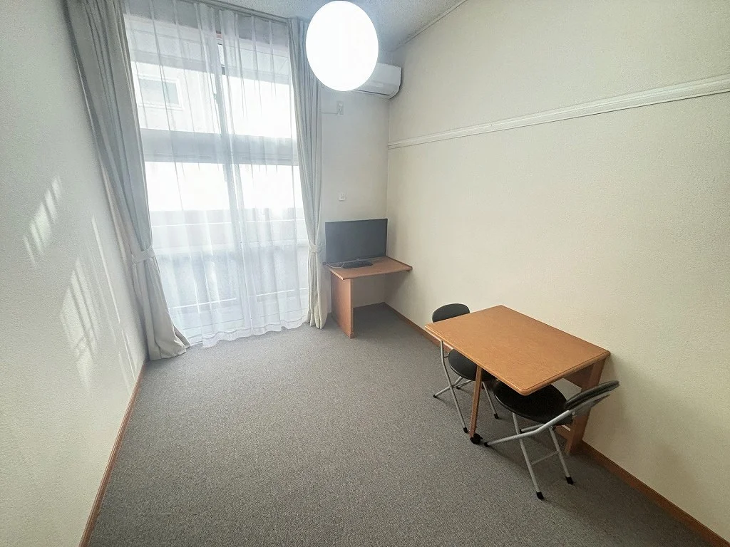 お部屋によってメーカーが異なります