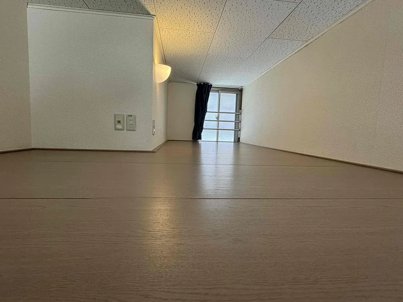 ※同タイプ部屋の写真となります（ロフト・収納）