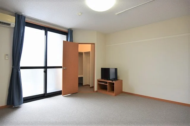 現状優先となります。