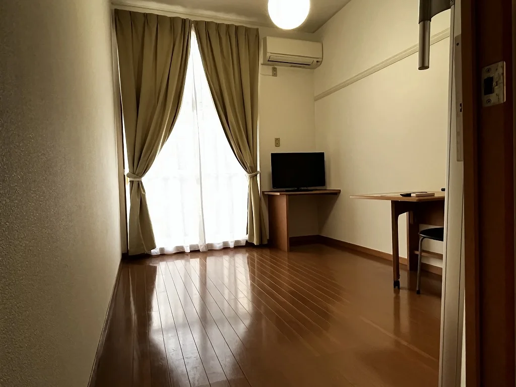 2階は絨毯仕様です。