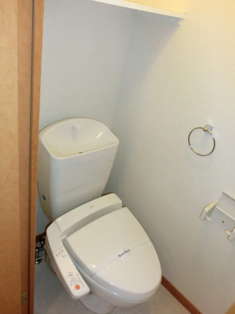 ウォシュレット付きトイレ