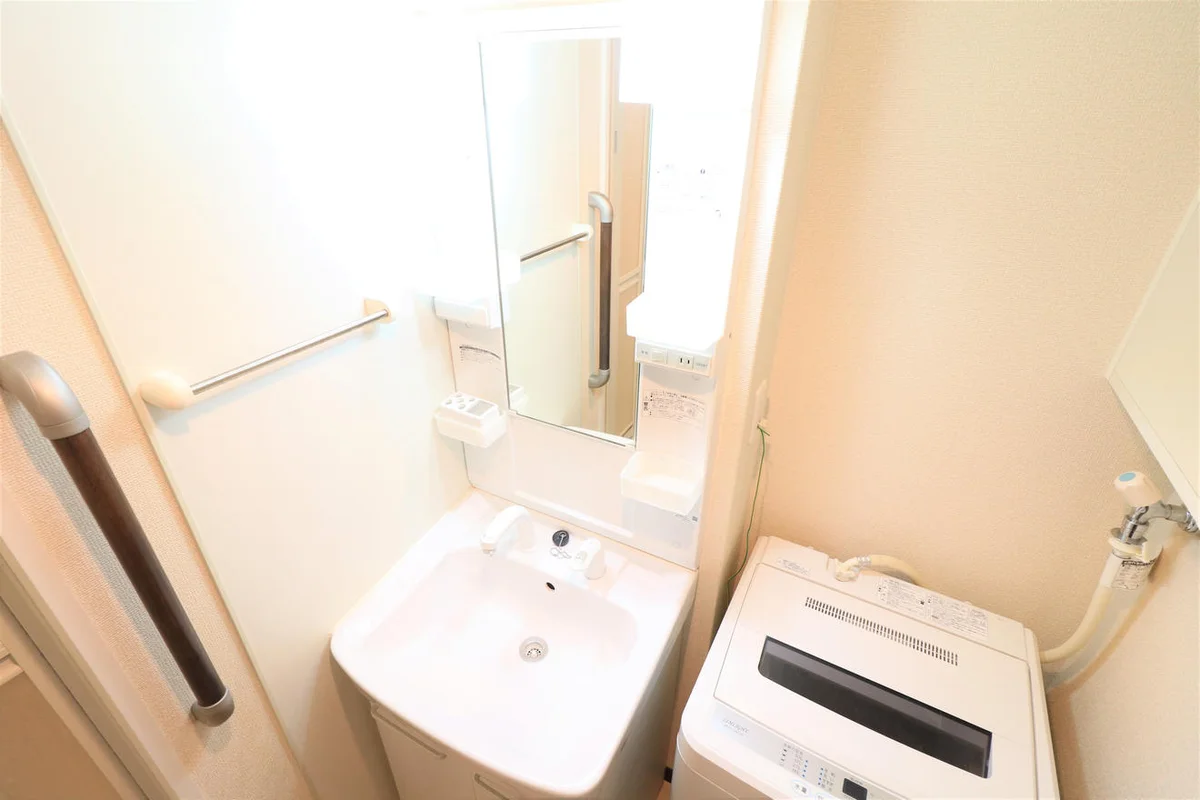 独立洗面台を完備しており女性の方にはおススメ！