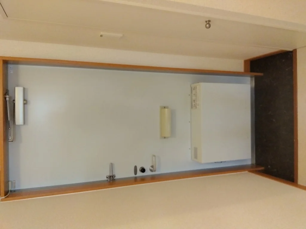 宅配ボックス有り