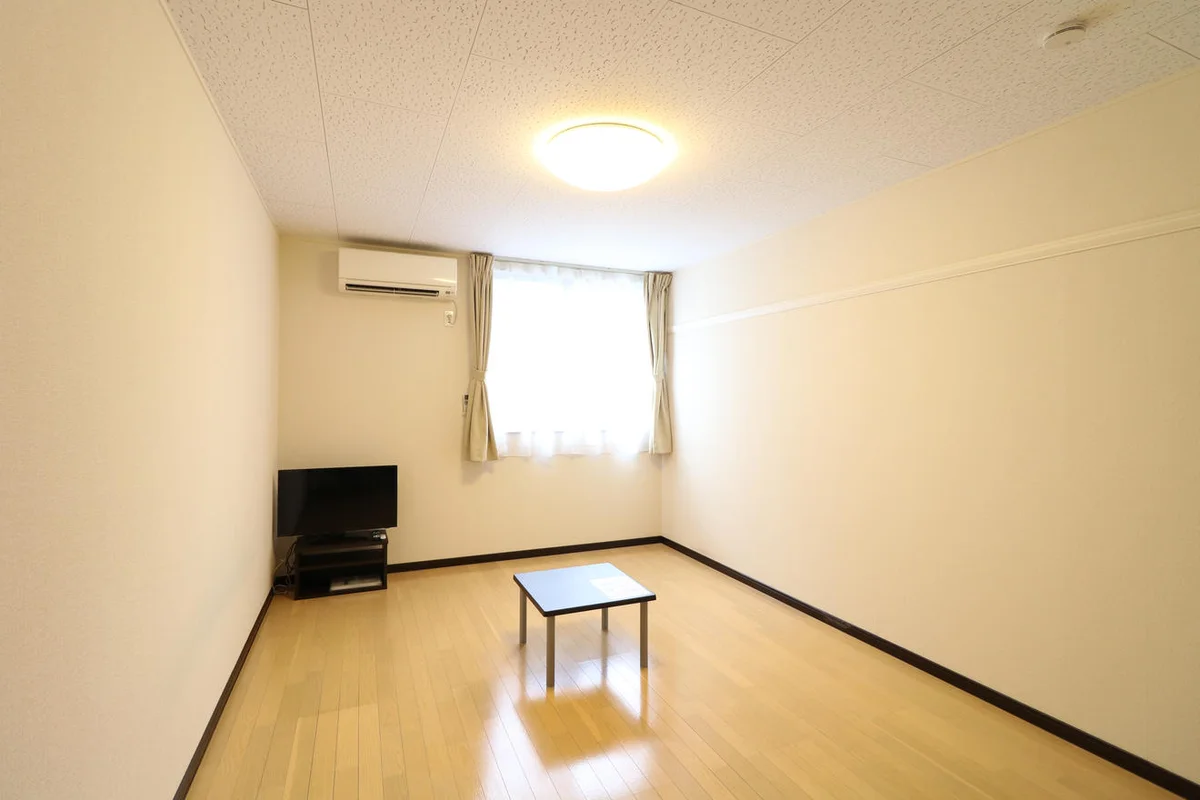 大型家具家電付きにより初めての一人暮らしの方も安心！