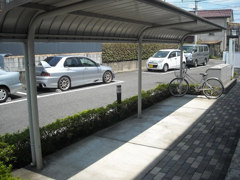 屋根付き駐輪場