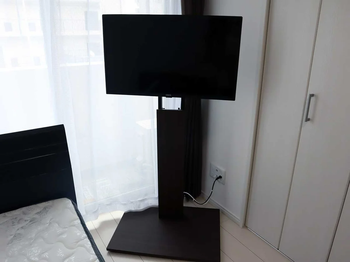 写真はお部屋のイメージです。ラグなどの室内装飾はございません。