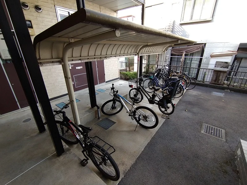 駐輪場　原付＆自転車のみ駐輪可能