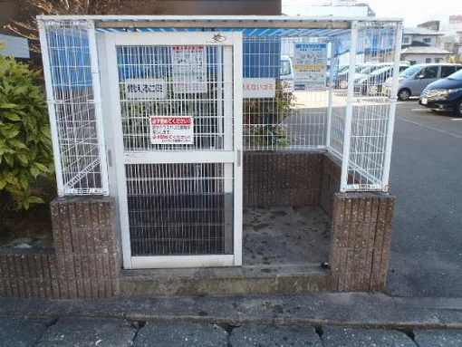 ゴミ置き場