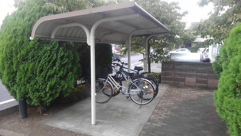 屋根付き駐輪場
