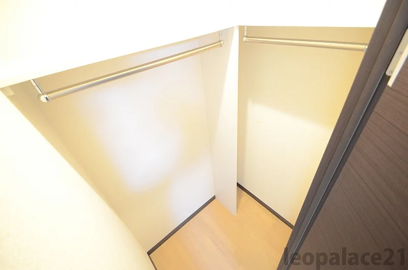 実際のお部屋と異なる場合がございます