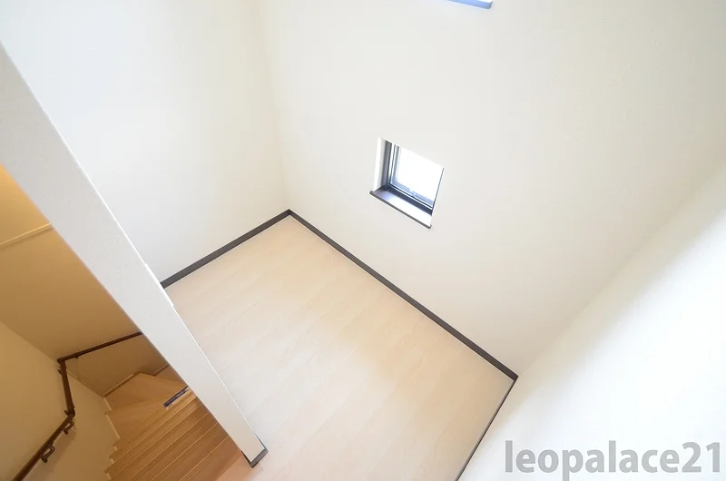 実際のお部屋と異なる場合がございます