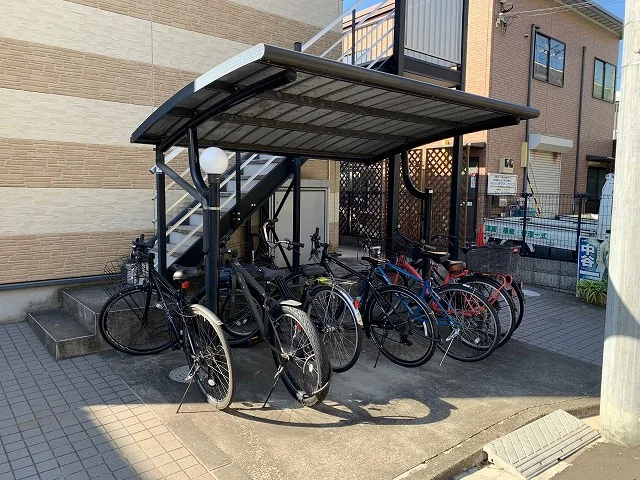 駐輪場　原付＆自転車のみ駐輪可能