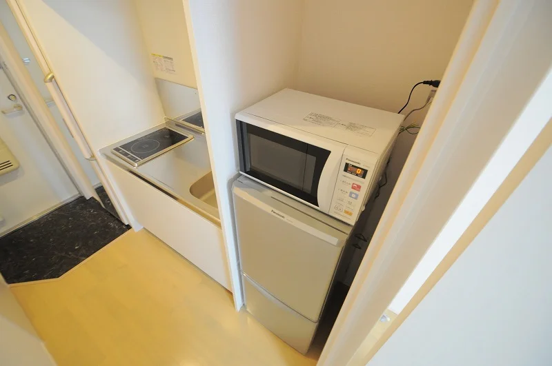 同シリーズの類似となります。現況を優先致します。