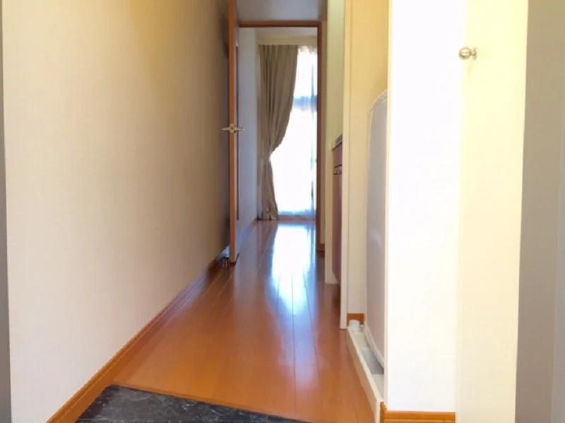 同タイプ部屋の写真となり設備等は現況と異なる場合があります