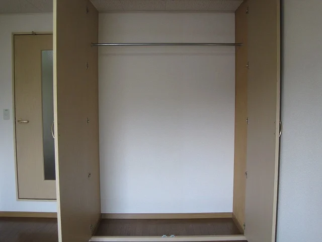 収納スペースもしっかり付いています。