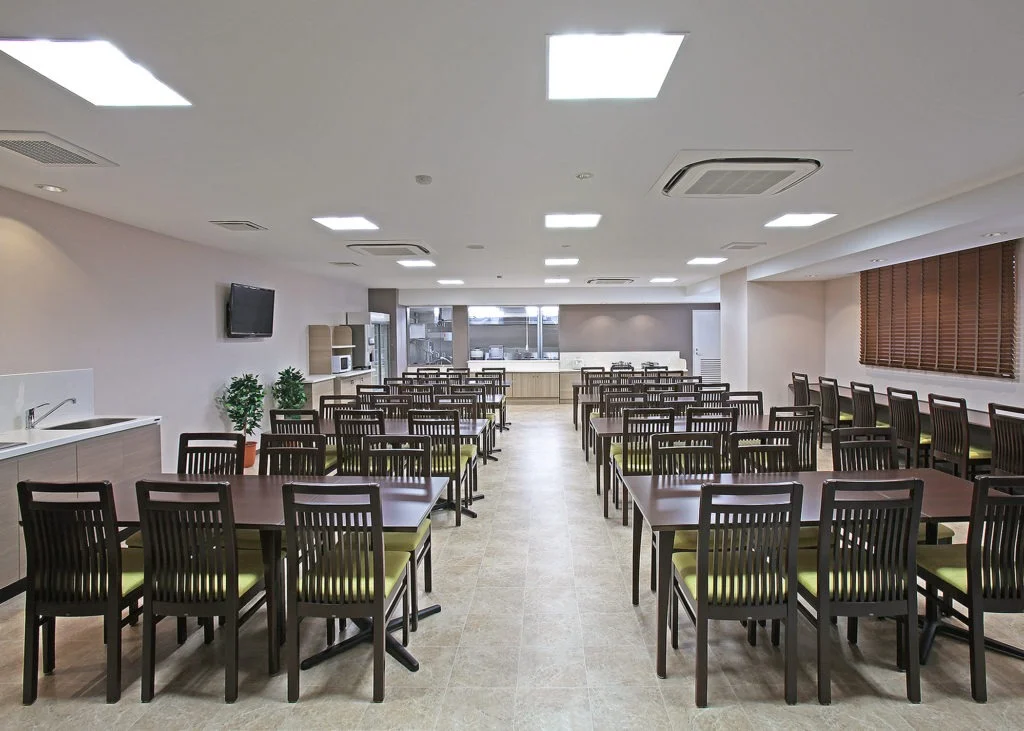 朝食330円／夕食660円でご提供♪管理栄養士監修✨