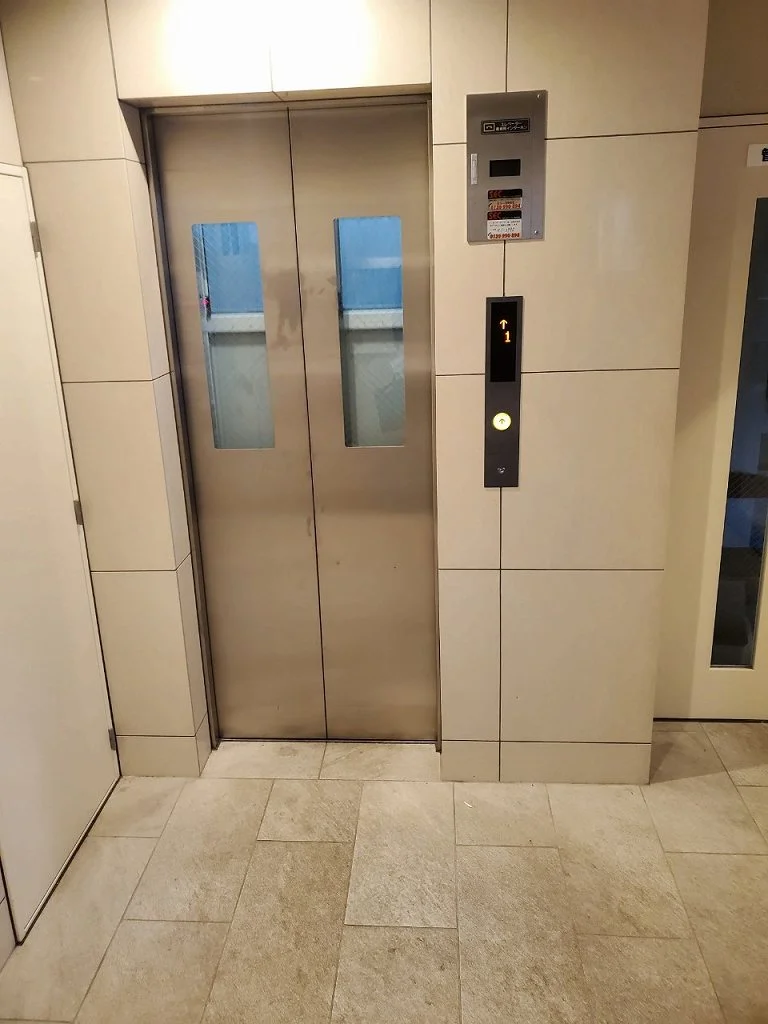 エレベーター