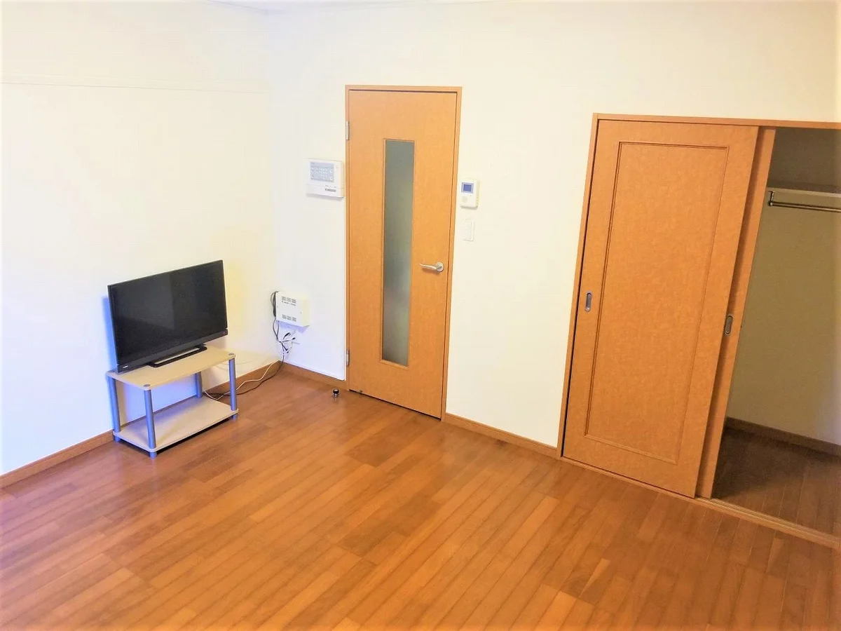 設備・使用は号室により異なる為、現況を優先致します。