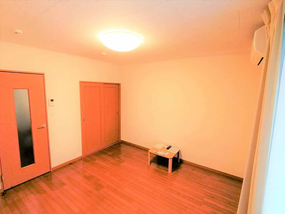 設備・使用は号室により異なる為、現況を優先致します。