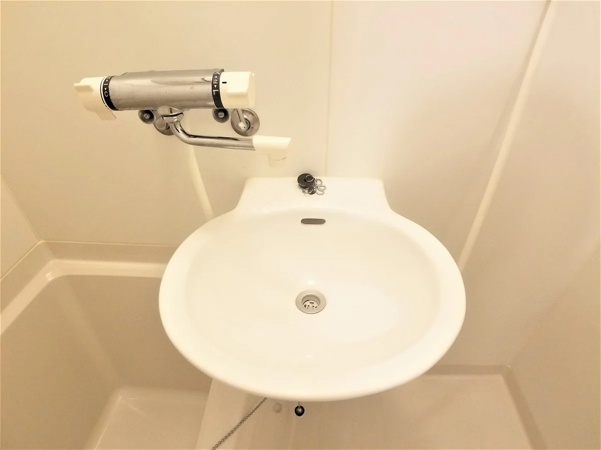 設備・使用は号室により異なる為、現況を優先致します。