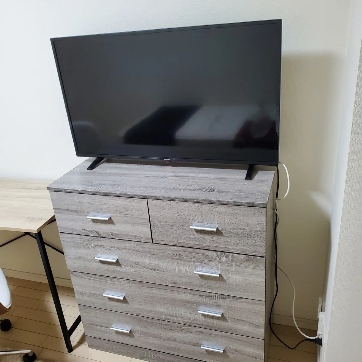 テレビ♪テレビ台も収納付きです♪