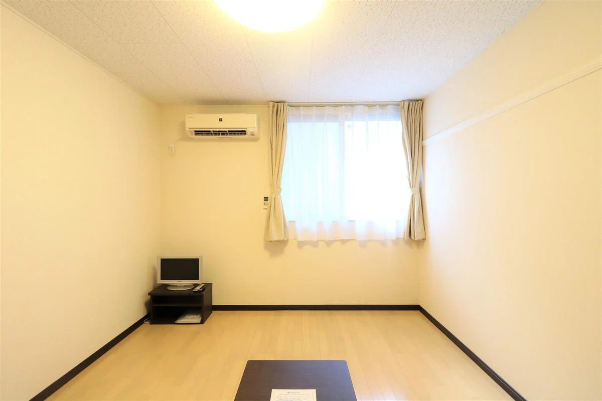 大型家具家電付きにより初めての一人暮らしの方も安心！