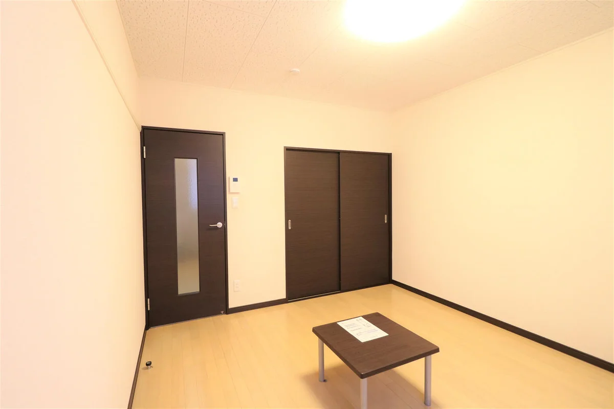 新入学生には安心！家具家電付で、すぐに新生活をスタート！