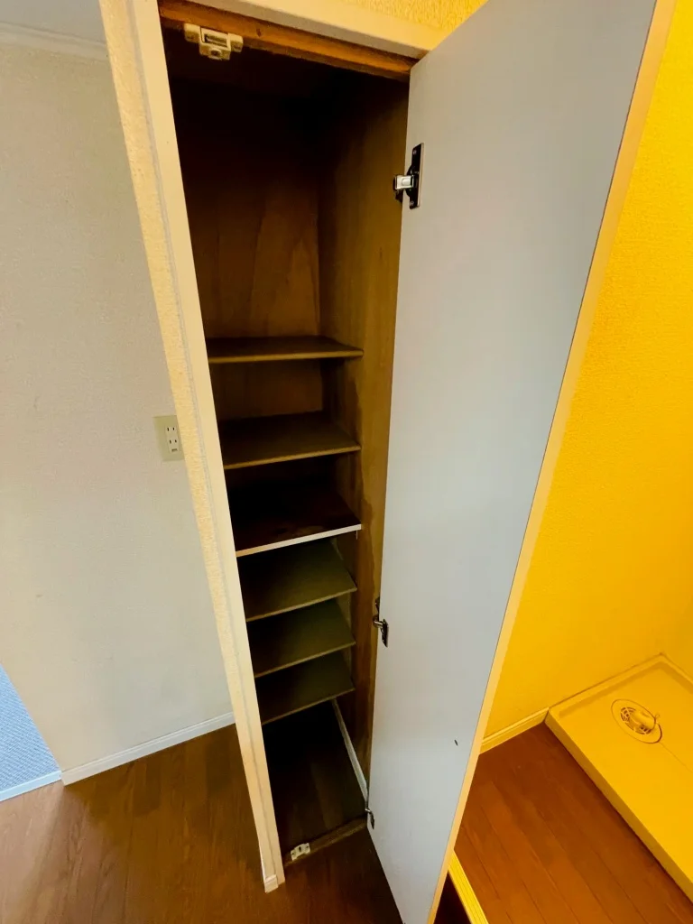 シューズボックス