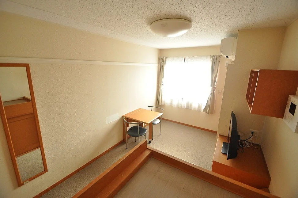 開放的な窓があり明るい空間です