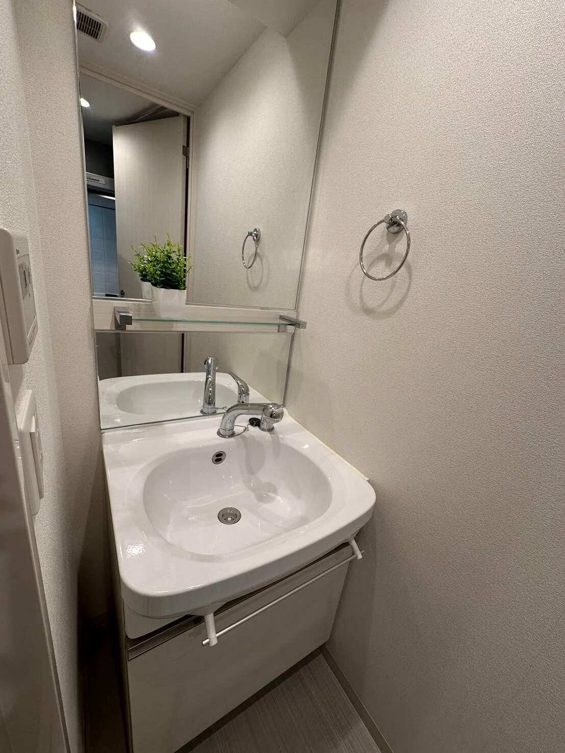 独立洗面台つき♪