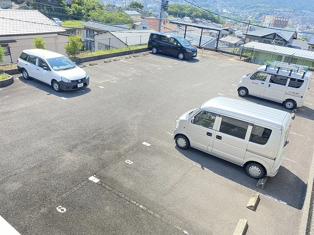 設備・仕様は号室により異なる為現況を優先致します。