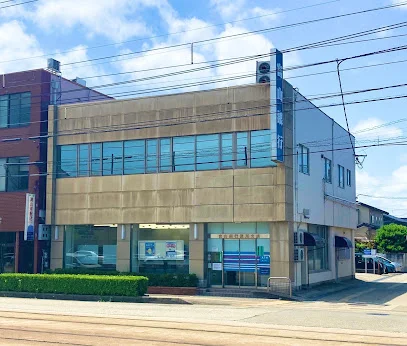 富山銀行 堀川支店まで徒歩11分