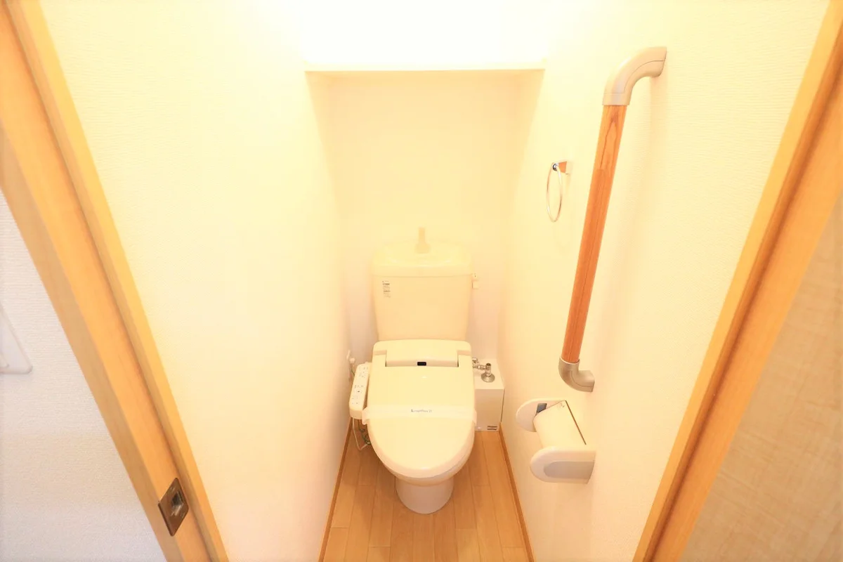 温水洗浄便座を完備しており快適な毎日を！