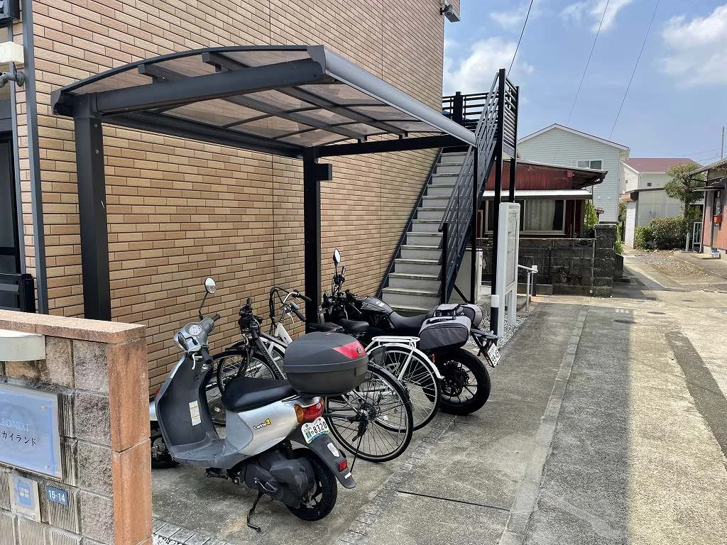 設備・仕様は号室により異なる為現況を優先致します。