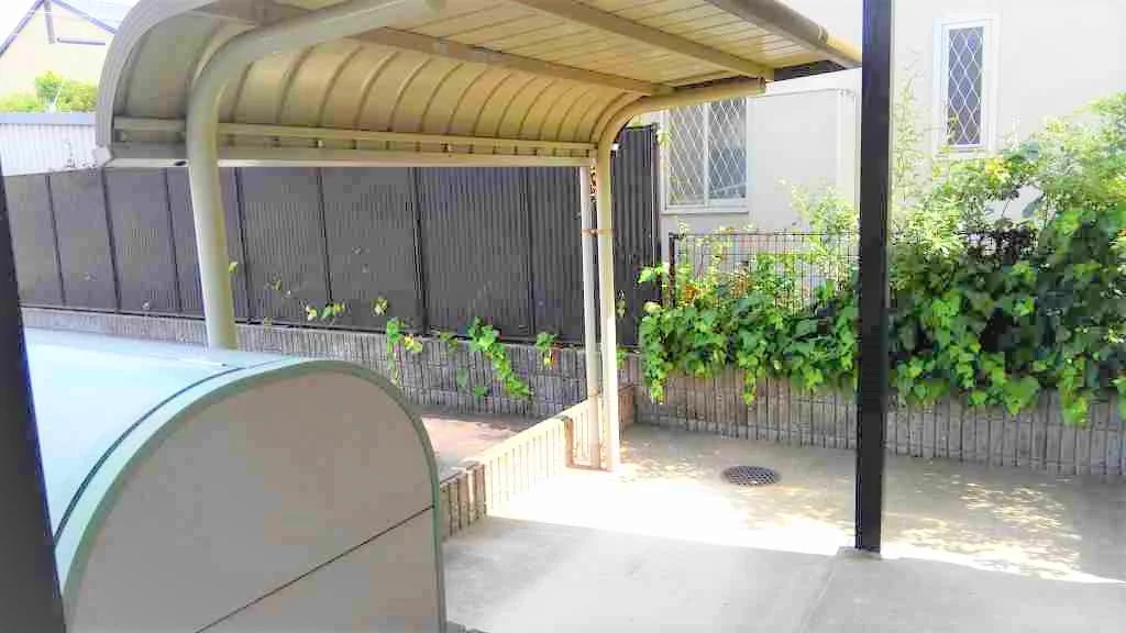 屋根付駐輪場