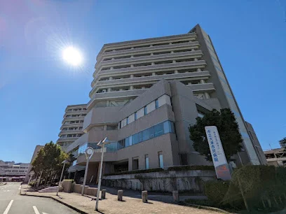 地方独立行政法人市立大津市民病院まで車で11分