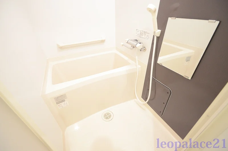 同シリーズの類似となります。現況を優先致します。