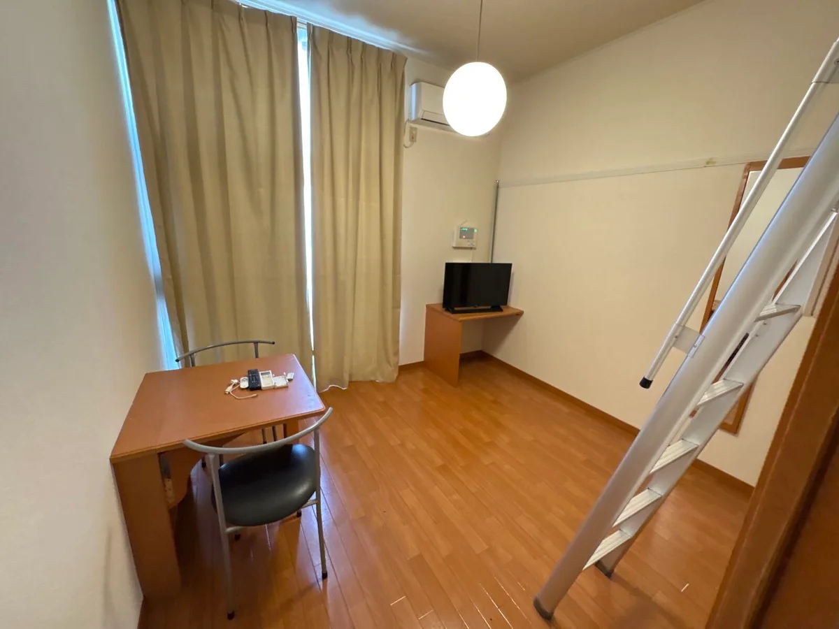 1階はフローリング、2階はじゅうたんです。