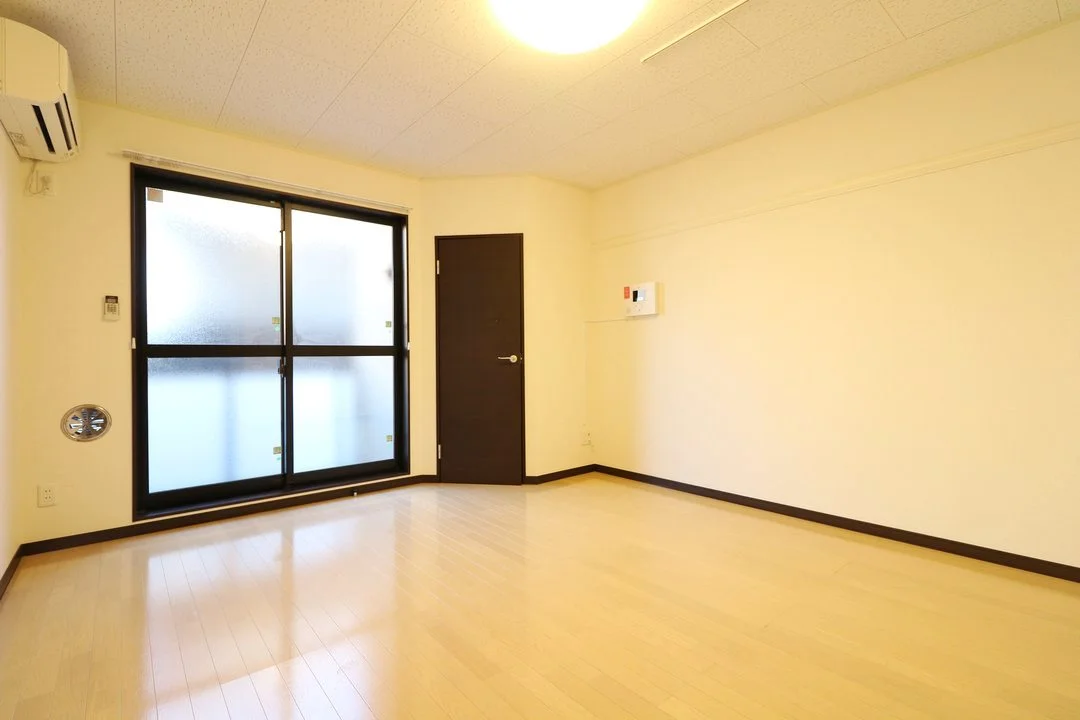 当社人気のゆとりある居室でくつろぎの空間を！