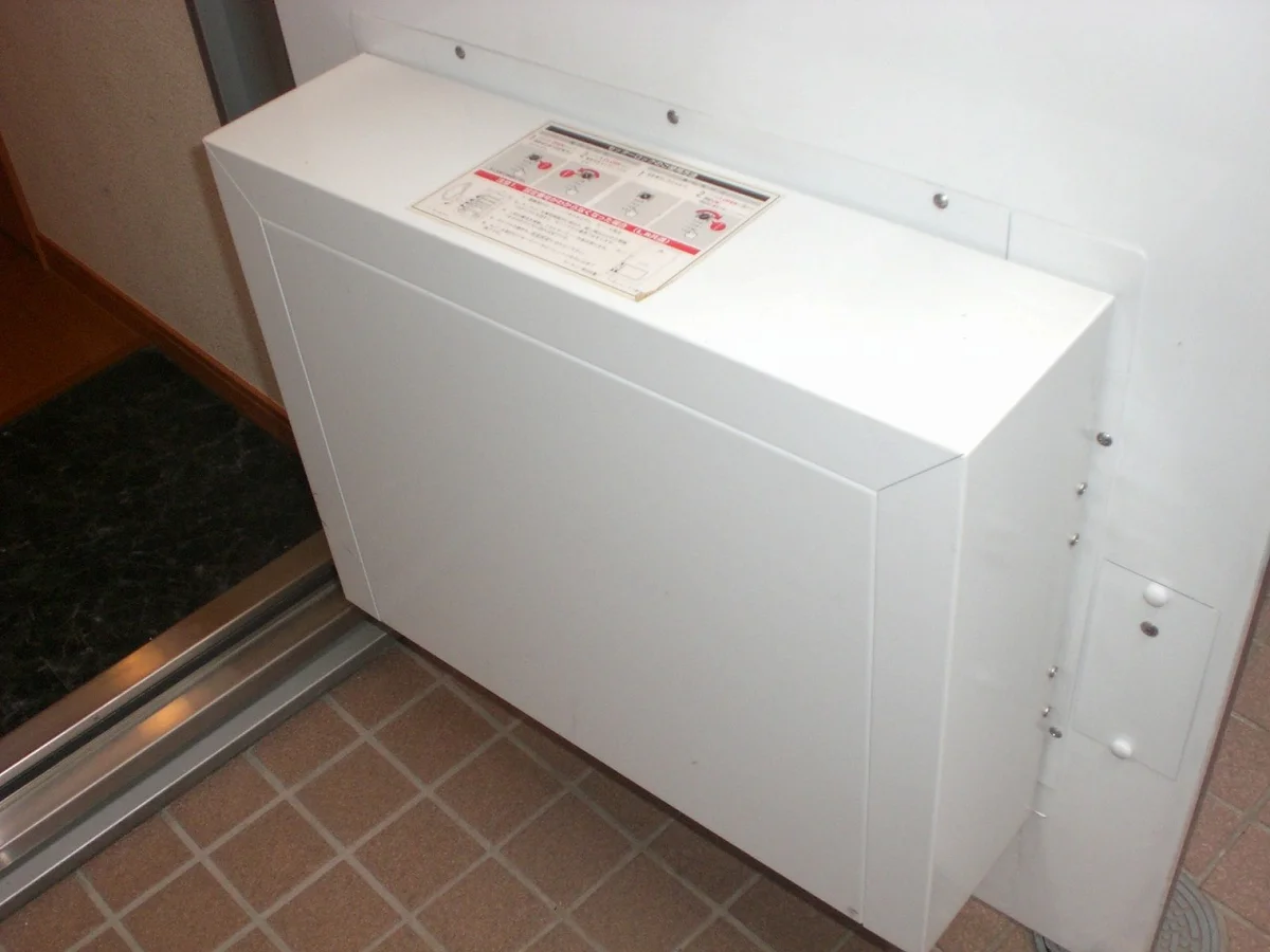 玄関扉に宅配ボックス設置