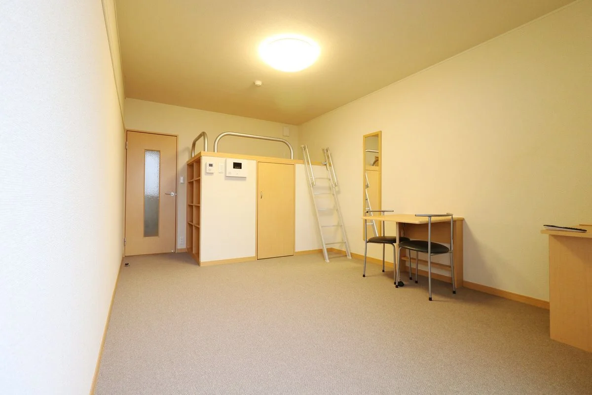 当社人気のハイベッドタイプ!!!決め手はベッド下の収納