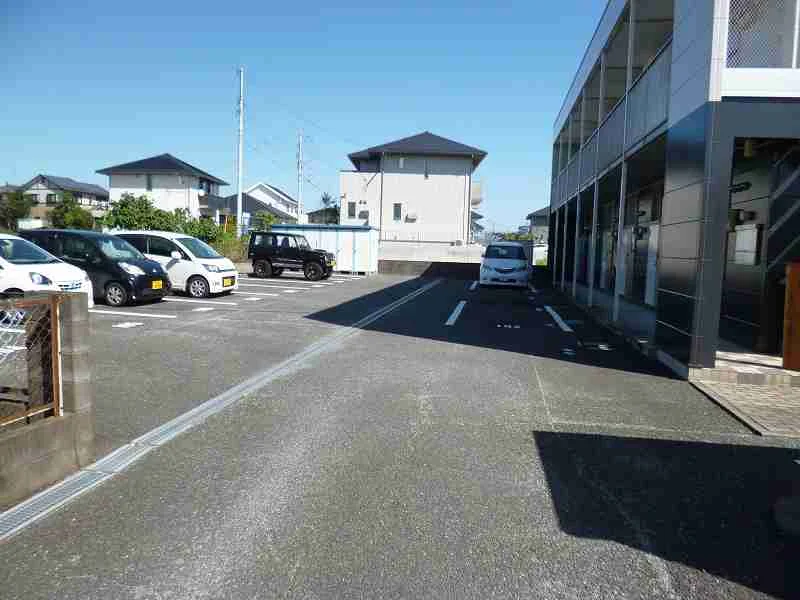 写真と現状が異なる場合は現状を優先します。