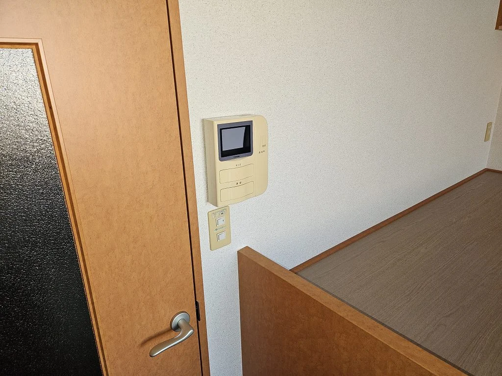 モニター付きインターホン
