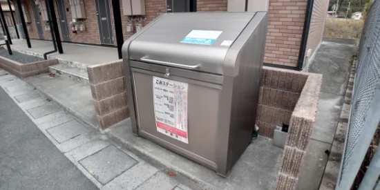 共用部分は清掃業者が清掃しております。